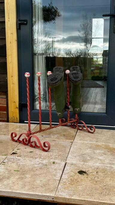 The Old Workshop - A Cosy Country Retreat Gloucester Exterior foto